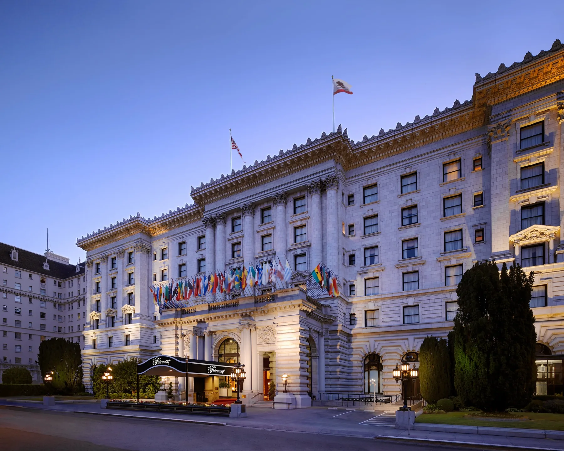 Exterior of Fairmont San Francisco.